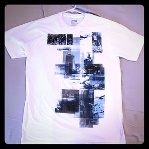 Mens (New) Apt 9 Short Sleeve Tee Sz. XL